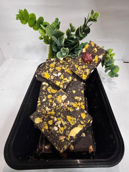 Dark mix fruite Chocolate