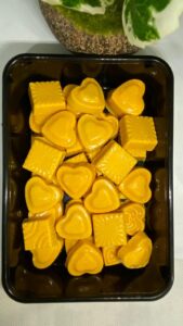 Pineapple flavour chocolate